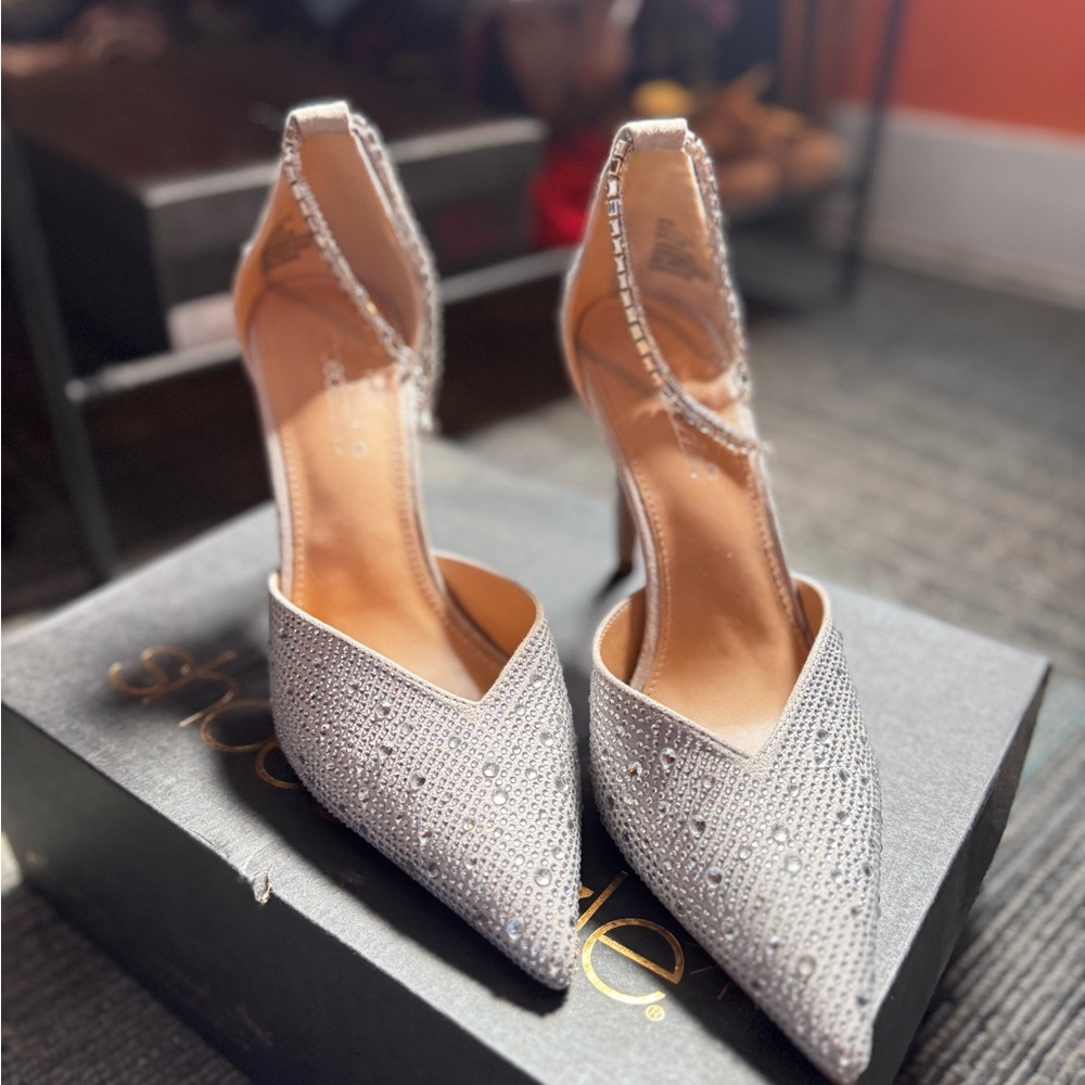 Shoe Dazzle Silver Embellished Heels